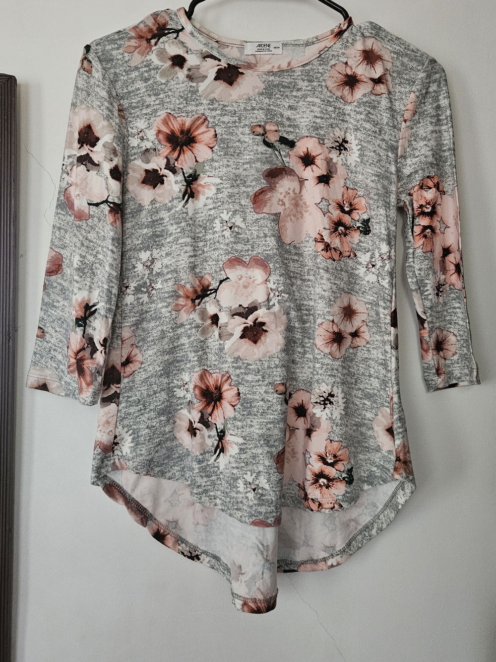 Ardene Gray Long-Sleeve Top with Pink Floral Print.
